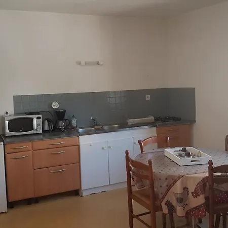 Simple Entier 1 Ch A Ch-gontier 1er Ou 2eme Etage Apartment Château-Gontier